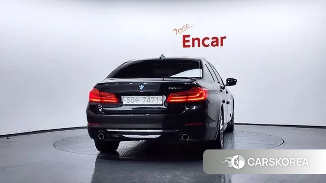 BMW 5 Series (G30) id 3403284 из Кореи 14