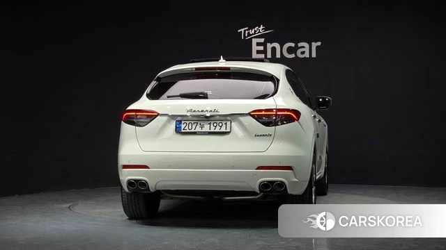 Maserati Levante id 4763972 из Кореи 27