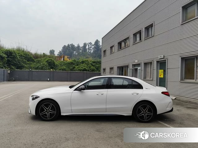 Mercedes-Benz Class C 2024 Белый из Китая, фото 5