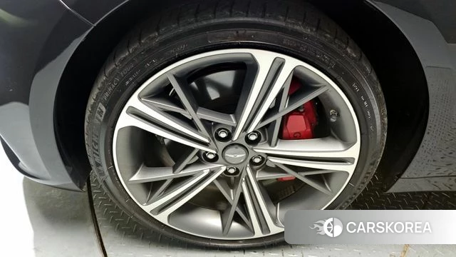 Genesis The New G70 id 3963956 из Кореи 14