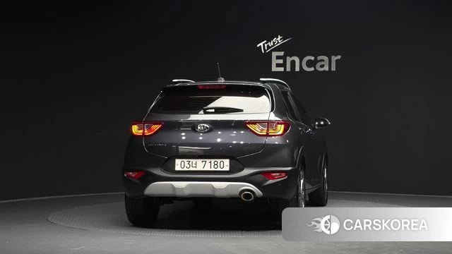 Kia Stonic id 4615542 из Кореи 14
