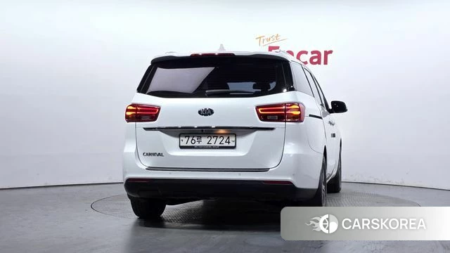 Kia The New Carnival id 4595666 из Кореи 14