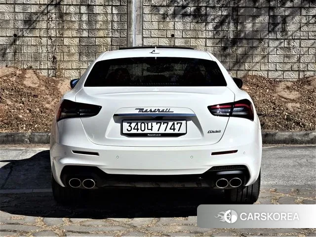 Maserati Ghibli id 3671187 из Кореи 14