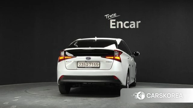 Toyota Prius 4th Generation id 3941928 из Кореи 14