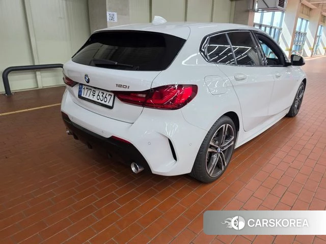 BMW 1 Series (F40) 2022 Белый из Кореи, фото 4
