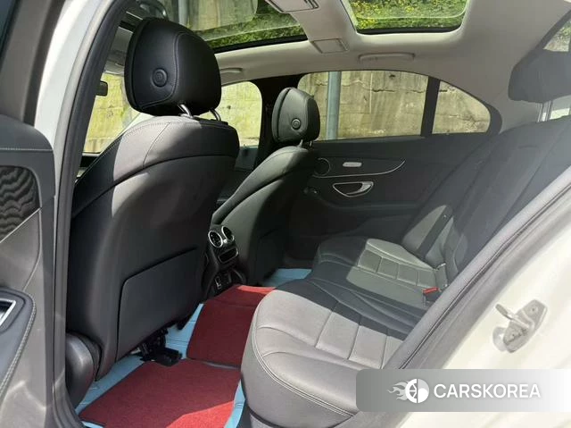Mercedes-Benz Class C 2021 Белый из Китая, фото 4
