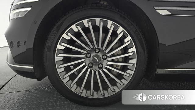 Genesis Electrified G80 (RG3) id 4282582 из Кореи 27