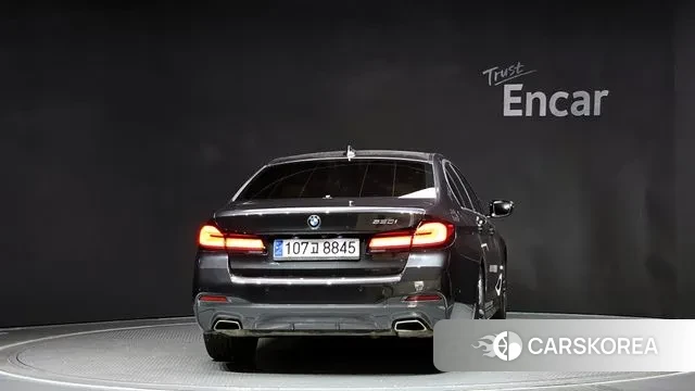 BMW 5 Series (G30) id 3165677 из Кореи 14