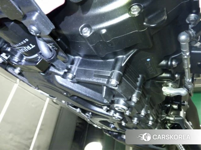 Engine photo