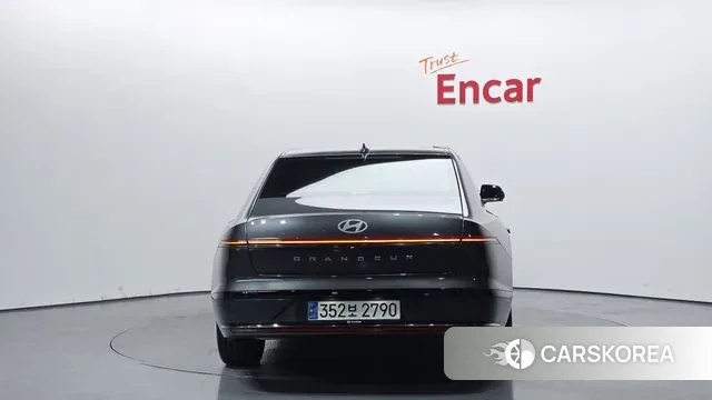 Hyundai Grandeur (GN7) id 3452472 из Кореи 14