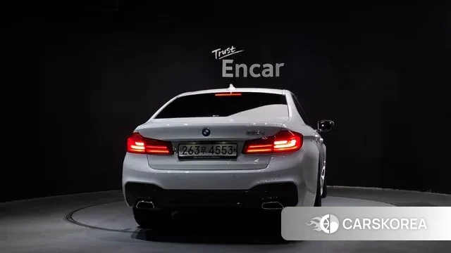 BMW 5 Series (G30) id 3390966 из Кореи 14