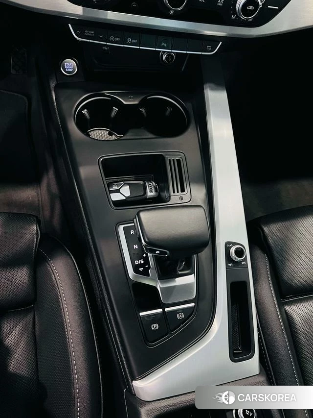 Audi A4L id 3889140 из Китая 9