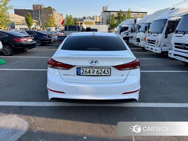 Hyundai Avante AD id 3068257 из Кореи 12