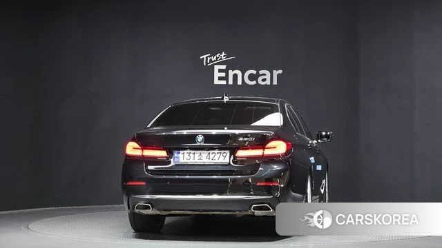 BMW 5 Series (G30) id 3838855 из Кореи 14