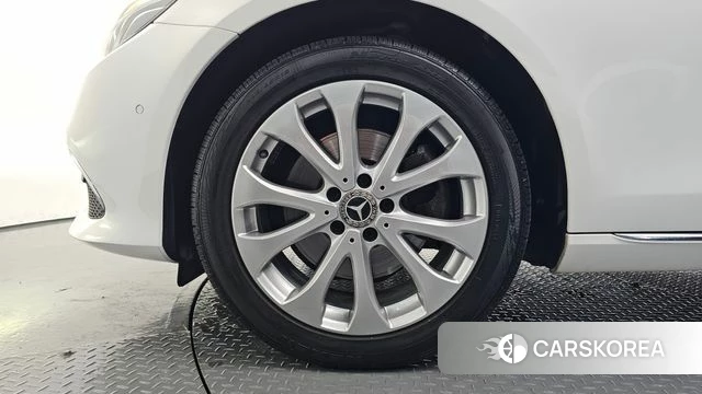 Mercedes-Benz E-Class W213 id 4605037 из Кореи 24