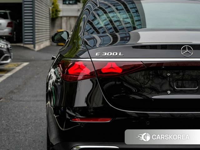 Mercedes-Benz E-class id 4277616 из Китая 14