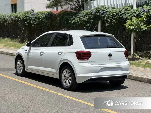 Volkswagen Polo id 4348697 из Китая 14