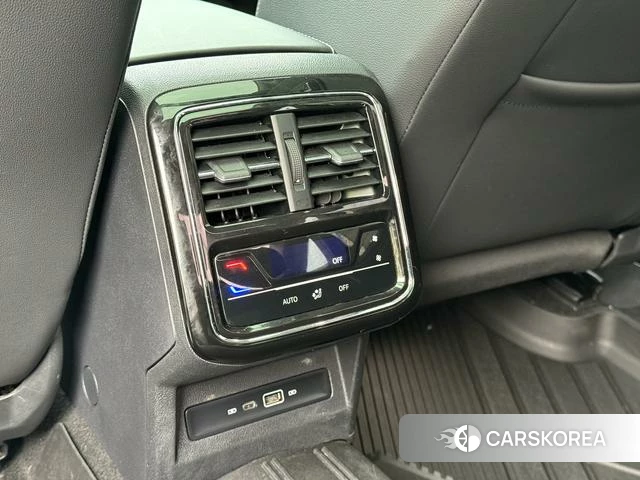 Volkswagen Passat id 4259029 из Китая 18