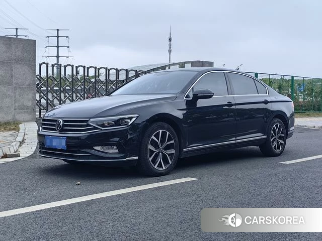 Volkswagen Magotan 2022 Черный из Китая, фото 4