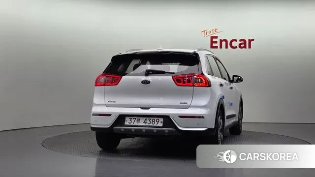 Kia Niro id 3308235 из Кореи 14