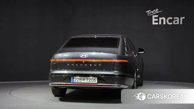 Hyundai Grandeur (GN7) id 3764061 из Кореи 14