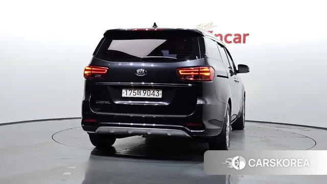 Kia The New Carnival id 3060788 из Кореи 14