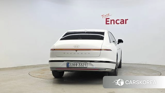 Hyundai Grandeur (GN7) id 4315218 из Кореи 27