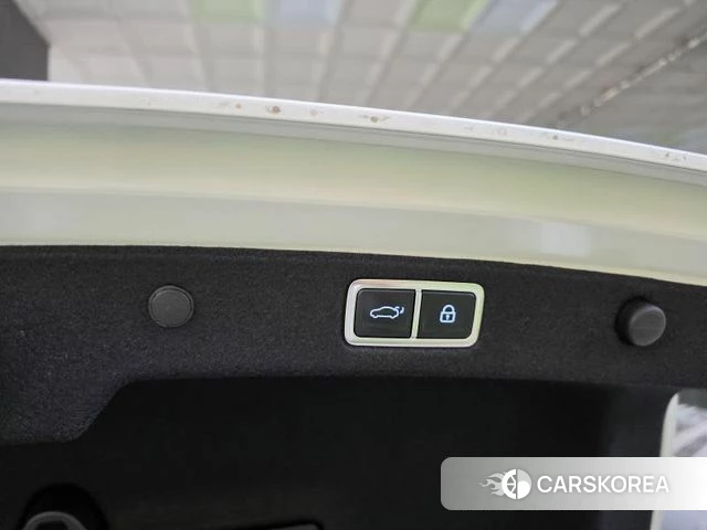 Hyundai Grandeur (GN7) id 4264221 из Кореи 7