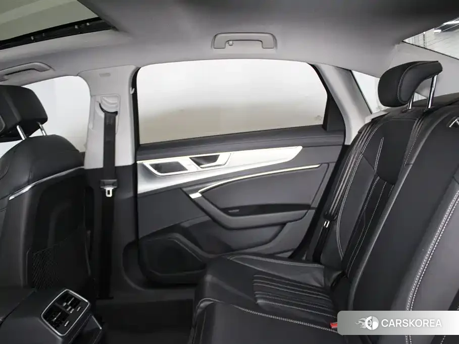 Audi A6L 2023 Черный из Китая, фото 5