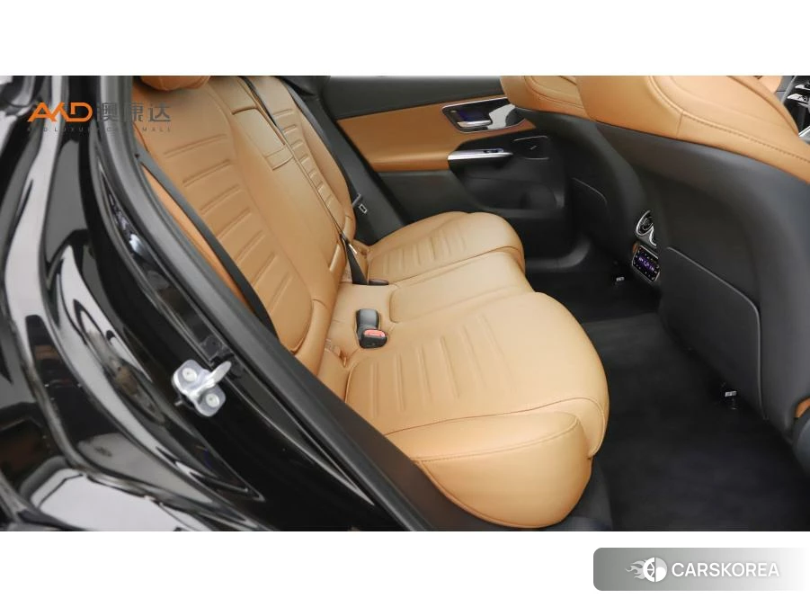 Mercedes-Benz GLC 2023 Черный из Китая, фото 4