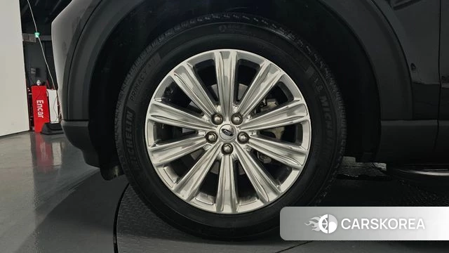 Ford Explorer 6th Generation id 4591075 из Кореи 28