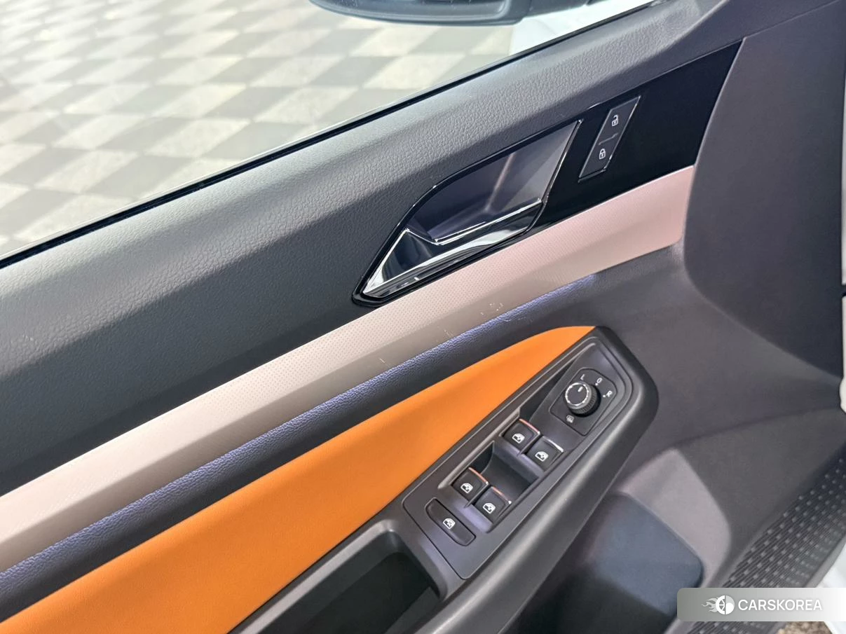 Volkswagen Bora id 4407361 из Китая 11