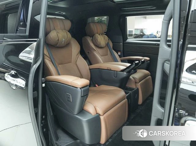 Toyota Elfa id 4358950 из Китая 24