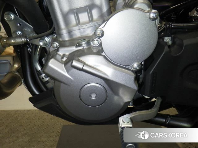 Engine photo