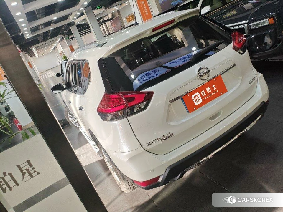 Nissan Qijun 2021 Белый из Китая, фото 4