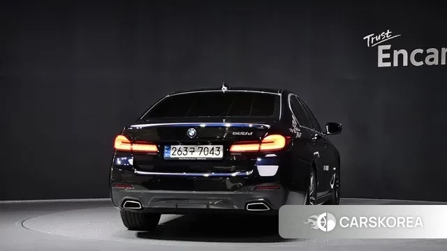 BMW 5 Series (G30) id 3318548 из Кореи 14