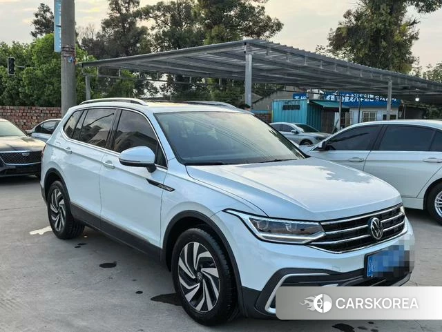 Volkswagen Tiguan L 2023 Белый из Китая, фото 4