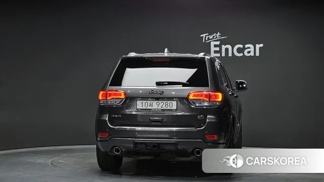 Jeep Grand Cherokee id 3692477 из Кореи 14