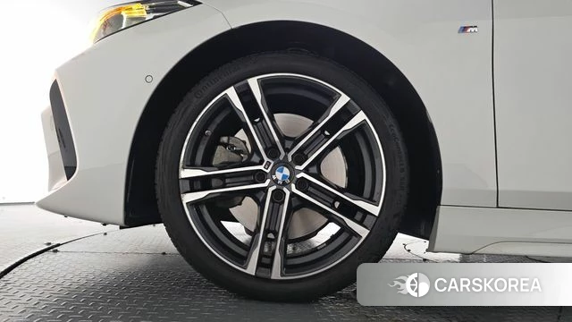 BMW 1 Series (F40) id 4773871 из Кореи 30