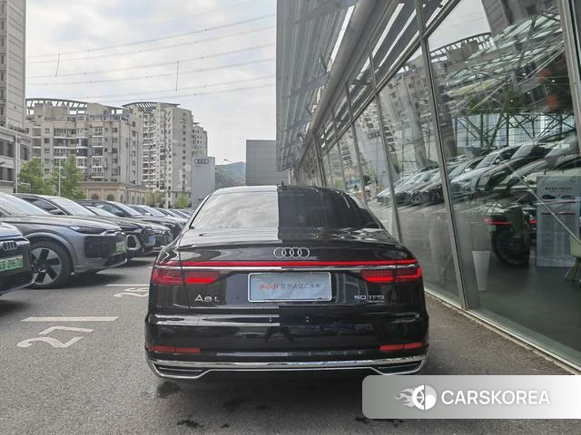 Audi A8 2021 Черный из Китая, фото 4
