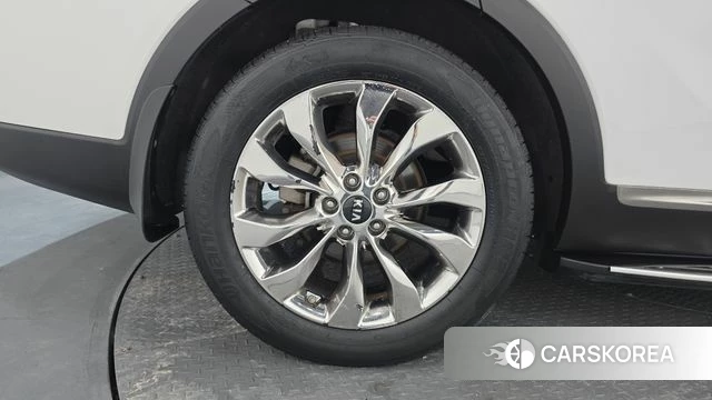 Kia The New Sorento id 4610328 из Кореи 25