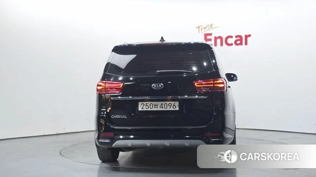 Kia The New Carnival id 3820696 из Кореи 14