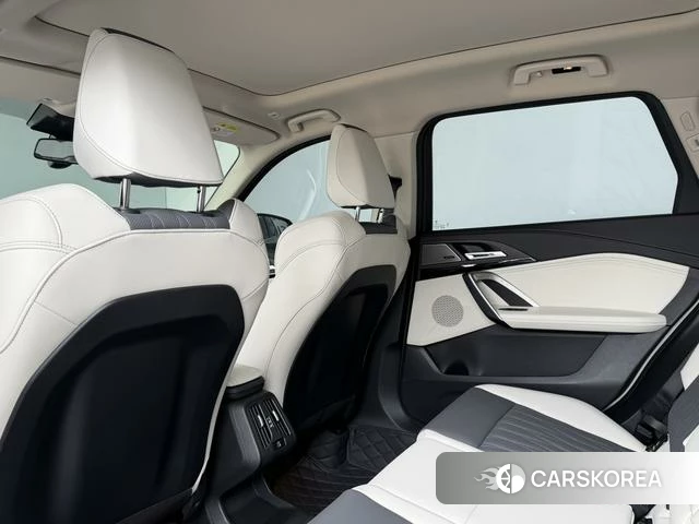 BMW X1 id 4264066 из Китая 16