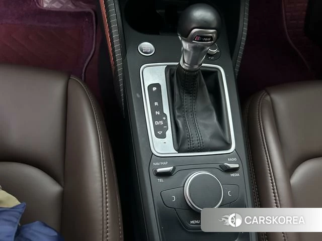 Audi Q2L id 4261458 из Китая 24