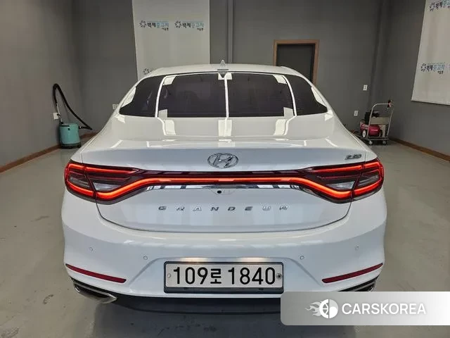 Hyundai Grandeur IG id 3150363 из Кореи 12