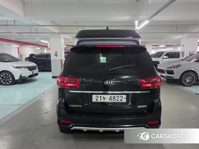 Kia The New Carnival id 3718463 из Кореи 12