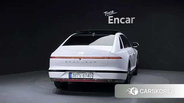 Hyundai Grandeur Hybrid (GN7) id 2974470 из Кореи 14