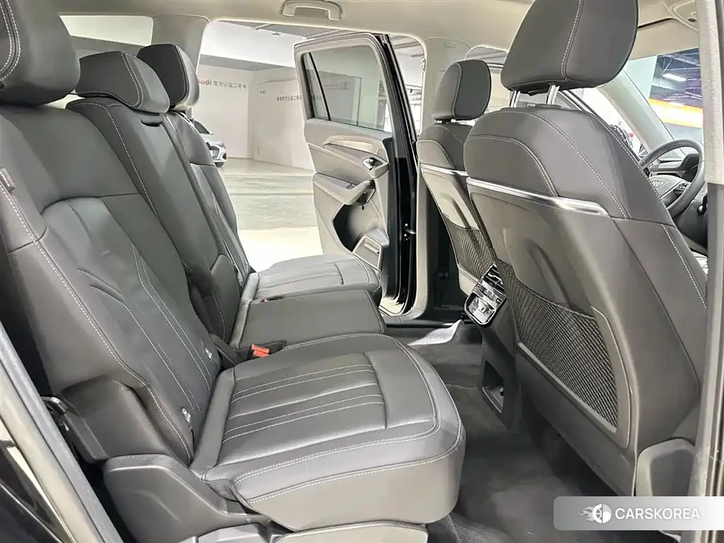 Audi Q6 id 4545636 из Китая 9