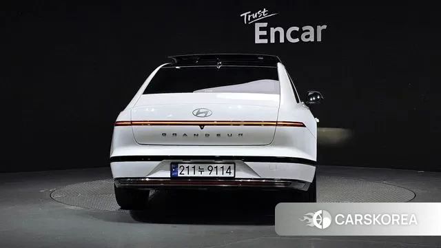 Hyundai Grandeur (GN7) id 3472241 из Кореи 14