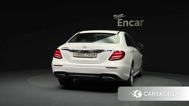 Mercedes-Benz E-Class W213 id 4781216 из Кореи 26